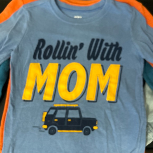 4T Boys Lot of 6 with Long Sleeve Graphic T-Shirts, hat, and jacket. - Picture 6 of 8